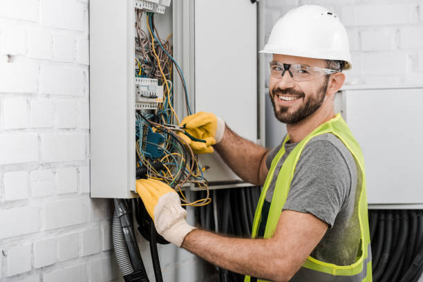 Best Emergency Electrical Repair  in Solon, IA